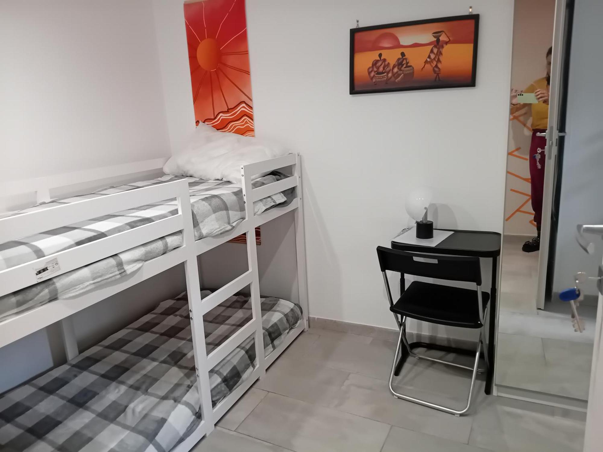 Room In Historical City Centre With Private Bathroom カターニア エクステリア 写真